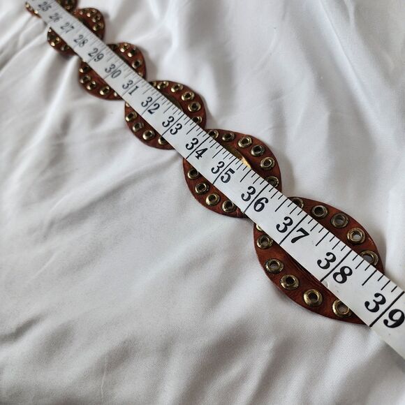 Vintage Handmade Leather Hip Belt Brass Buckle Rivet Festival Boho Gypsy Adjust - Picture 9 of 12